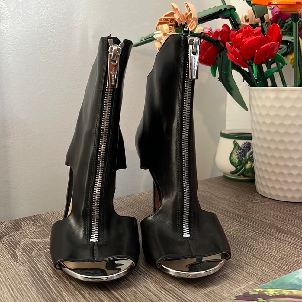 michael kors high heels size 5